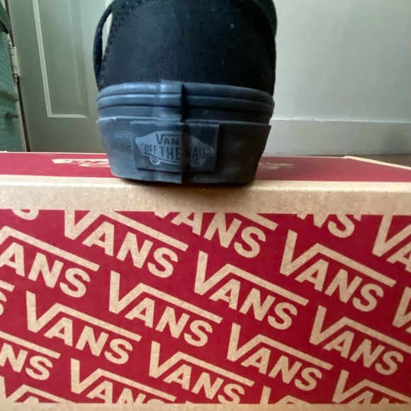 Black canvas Vans sneakers - Picture 5 of 7